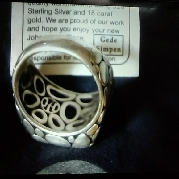 John Hardy Sterling Silver and Black Sapphire Ring - Picture 2 of 3